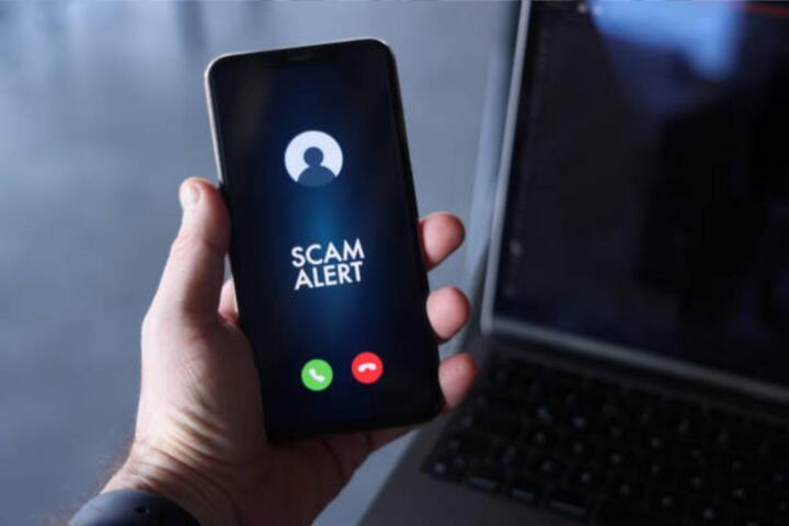 Are Those "Refund" Calls a Scam? How to Tell